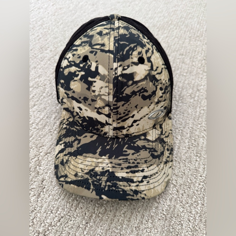 Oakley Camo Hunting Hat Tin Foil II SHINE Green/Black FlexFit Cap L/XL